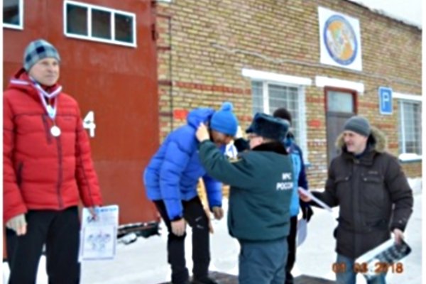В Княжпогостском районе среди спасателей и пожарных определили лучшего лыжника