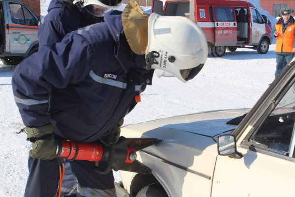 Специализированная пожарно-спасательная часть ФПС по Коми - лучшая в соревнованиях по ликвидации последствий ДТП 