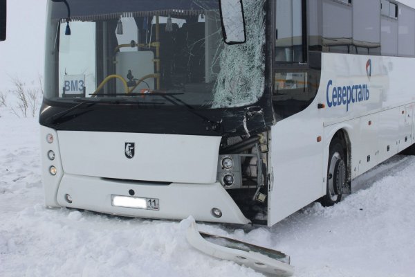 В Воркуте столкнулись два автобуса 

