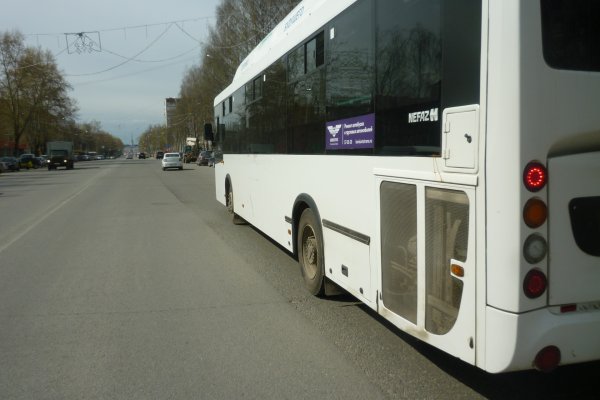 В центре Сыктывкара пожилая женщина угодила под колеса автобуса