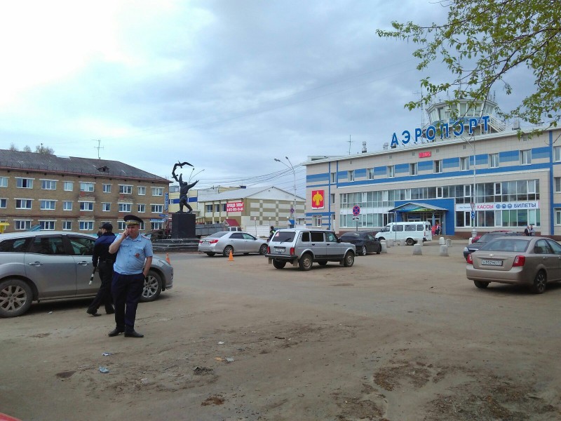 В Сыктывкарском аэропорту проходят тактико-специальные учения

