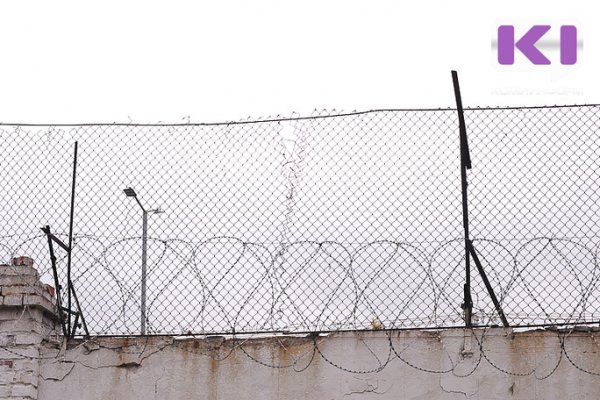 Ухтинская спецпрокуратура выявила нарушения режимных требований, послабления и привилегированные условия для отдельных осужденных в колониях