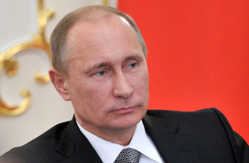 Владимир Путин установил почетное звание "Заслуженный журналист России"

