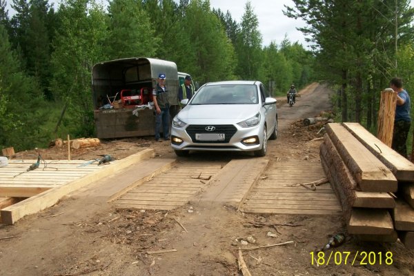 На Удоре ремонтируют два моста на дороге к деревне Усть-Вачерга 
