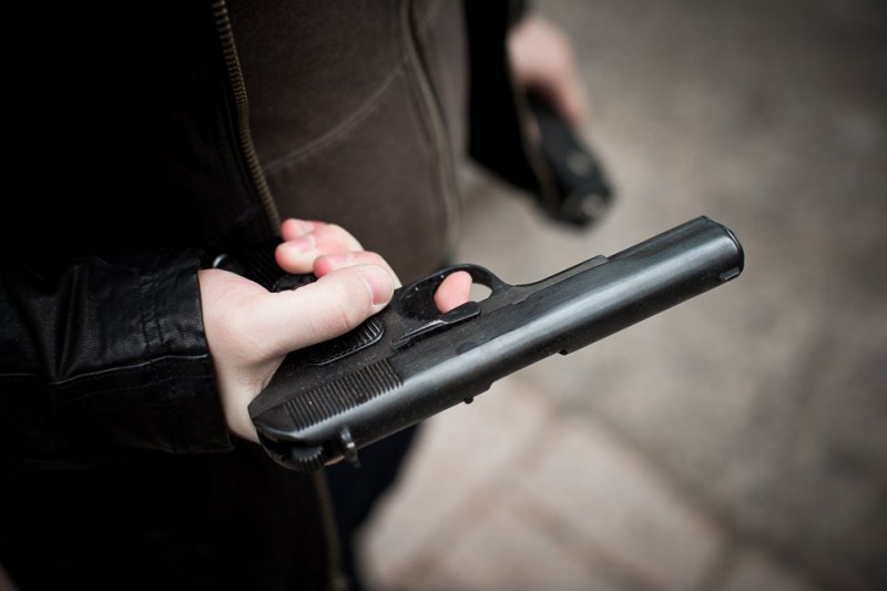 Сыктывкарец предстанет перед судом за стрельбу из травматического пистолета в придорожном кафе 