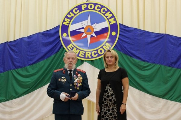 В МЧС по Коми наградили отличившихся сотрудников и ветеранов службы