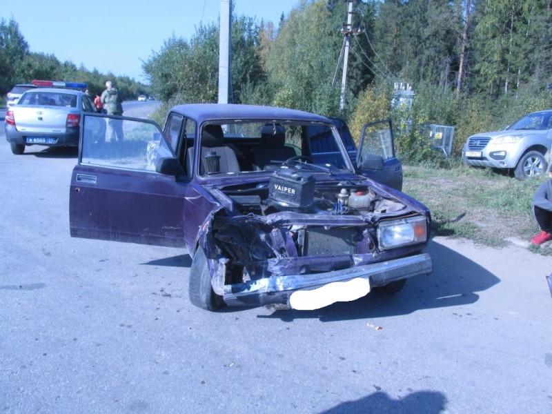  17-летний водитель ВАЗа без прав спровоцировал ДТП на автодороге Сыктывкар – Ухта