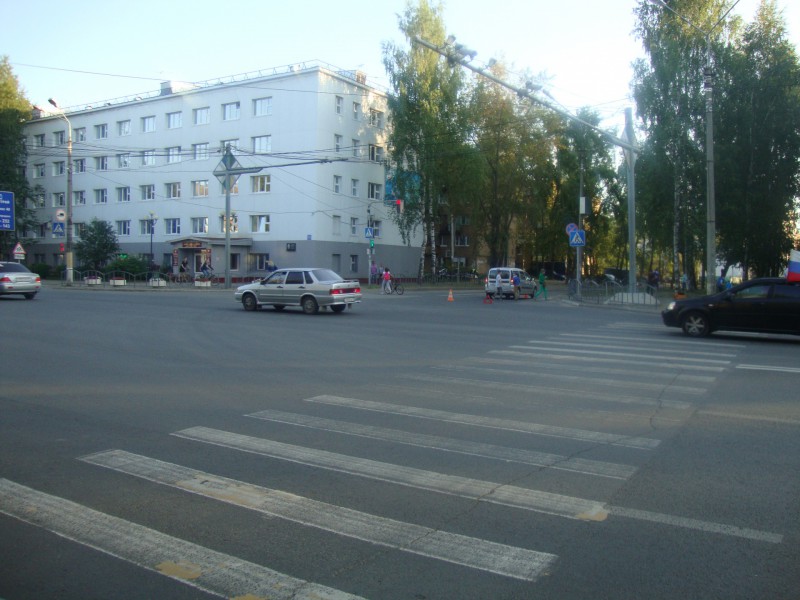 На пересечении улицы Катаева и Октябрьского проспекта в Сыктывкаре изменена работа светофора