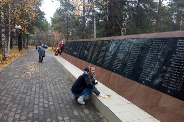 В Печоре шефство над памятниками закрепили за студентами и школьниками
