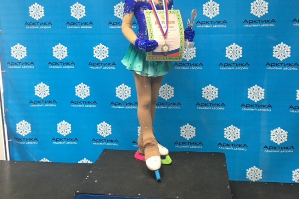 Юная ухтинка Милена Гоконаева взяла два золота на соревнованиях по фигурному катанию в Москве