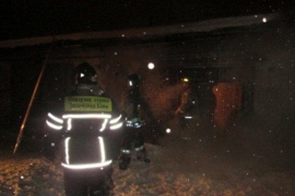 В Усть-Цилемском районе сгорел гараж