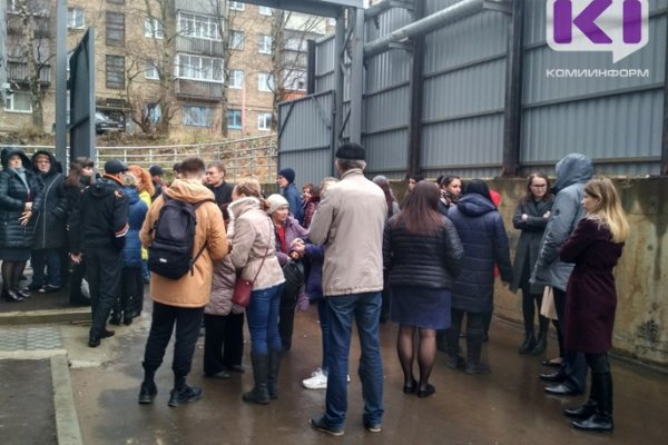 Из здания Сыктывкарского суда эвакуировали людей 