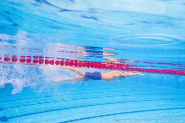 В Сыктывкаре начались республиканские соревнования по плаванию среди ДЮСШ