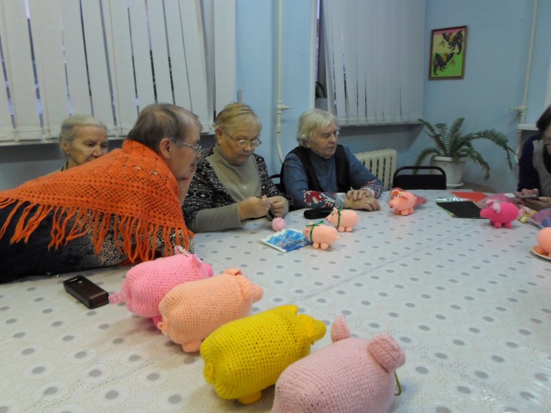 Участники клубов "Активное долголетие" в Коми готовятся к Новому году