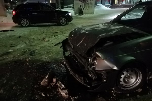 При столкновении машин в Сыктывкаре пострадал подросток 