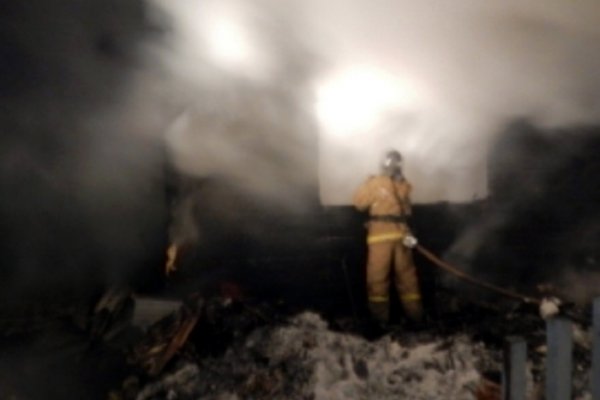 В Подтыбке от огня пострадал частный жилой дом