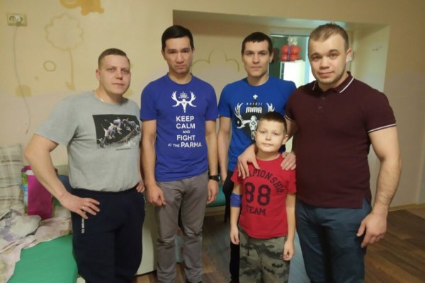 Для 8-летнего бойца ММА из Сыктывкара Ивана Плесовского объявлен сбор на лечение