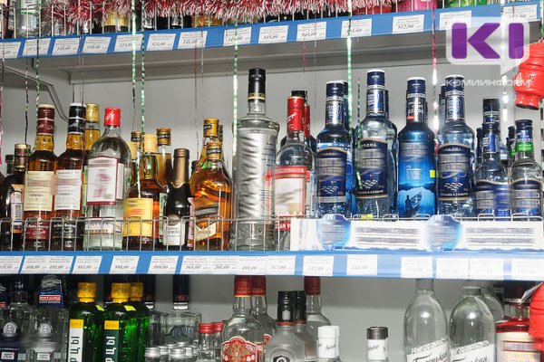 Минпромторг предложил продавать алкоголь в 10 метрах от соцобъектов


