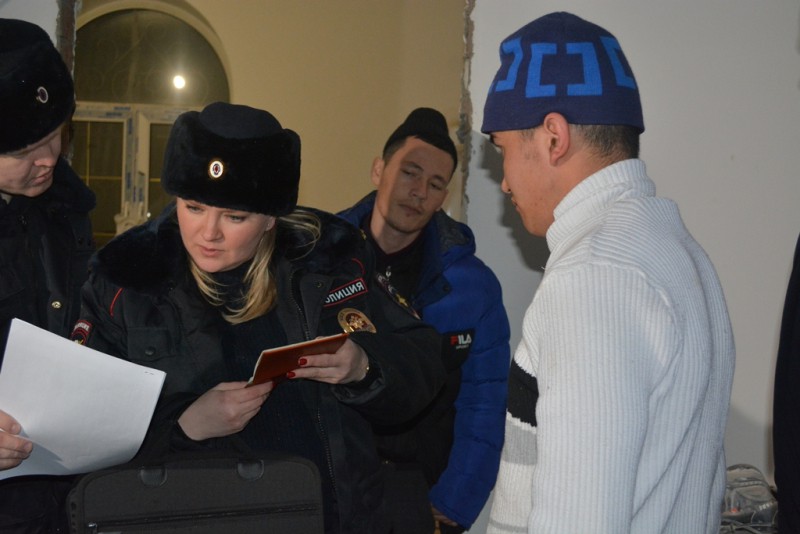 Полицейские Сыктывкара обнаружили "резиновую" квартиру по ул. Кутузова