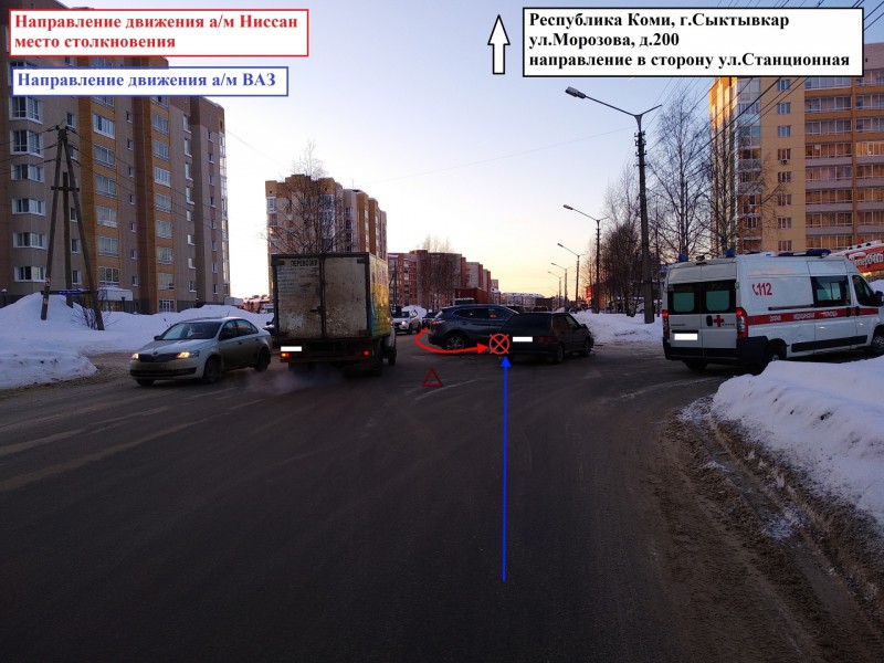 В Сыктывкаре водитель Nissan Qashqai не уступила дорогу ВАЗу