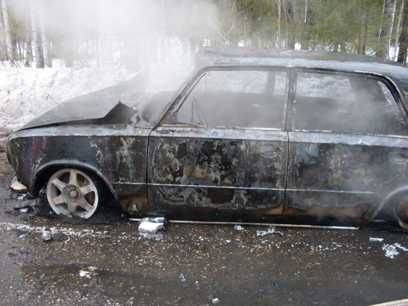 В Троицко-Печорском районе выгорела "копейка"