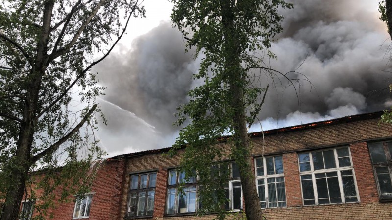 Пожар в Сыктывкарском индустриальном колледже удалось локализовать