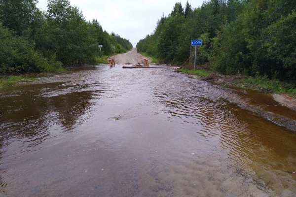 В Усть-Куломском районе подтопило два участка дороги 