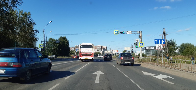 Изменен режим работы светофора на пересечении Сысольского шоссе и улицы Морозова в Сыктывкаре