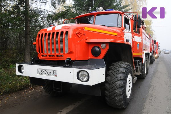На дороге Сторожевск - Нившера сгорели экскаватор и бульдозер