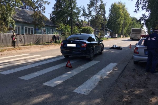 В Сыктывкаре Skoda Rapid насмерть сбила мужчину на пешеходном переходе