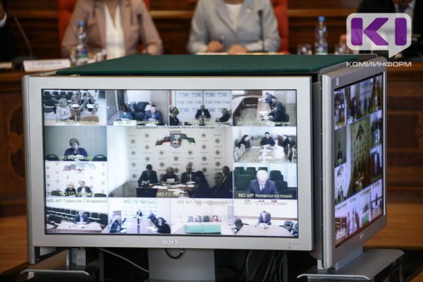 Заседание правительства Коми проходит в новом формате