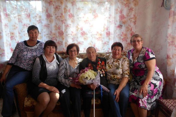 Владимир Путин поздравил с 95-летием жительницу Койгородка