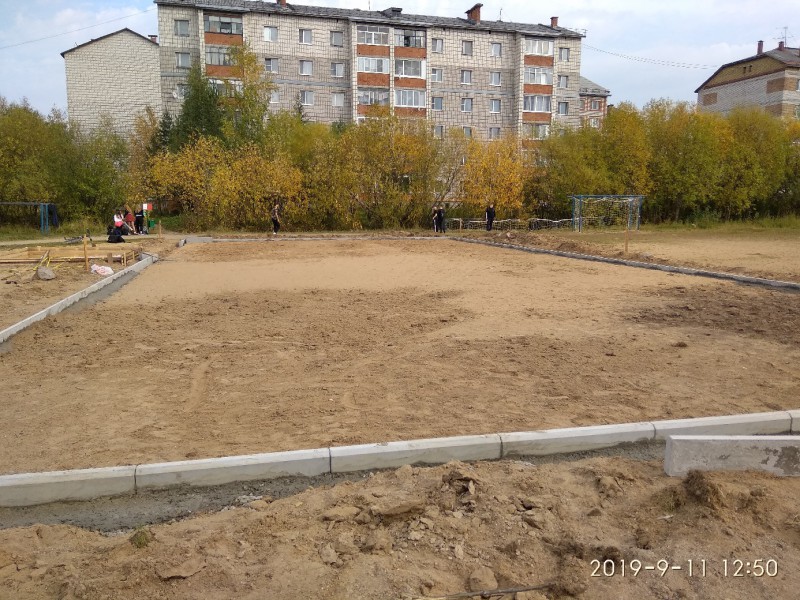 В  сыктывкарском районе Давпон обновят заброшенный стадион