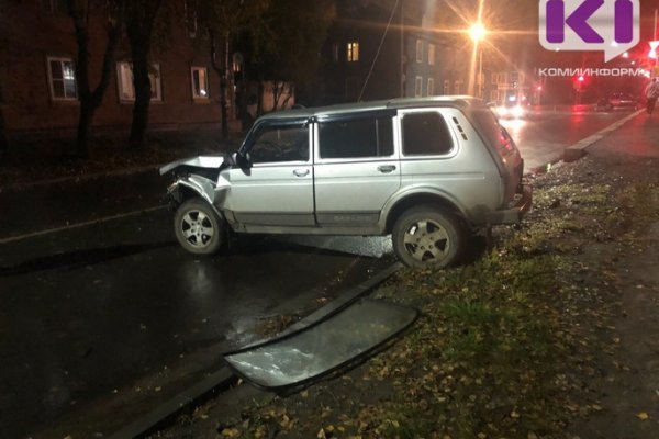 В Сыктывкаре в аварии пострадали четыре человека 