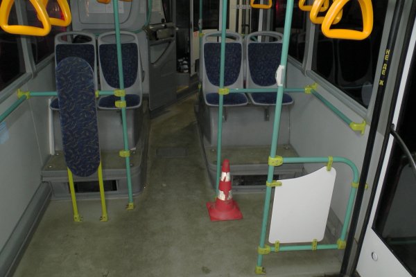 В Сыктывкаре женщина получила травмы в салоне автобуса