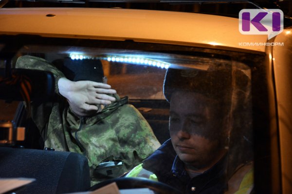 Житель Прилузья отправится в колонию за пьяный дебош в полицейской машине 