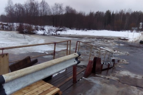 В Прилузье из-за затопления понтонного моста 549 сельчан отрезаны от 
