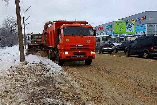 Снег в Сыктывкаре убирают в усиленном режиме