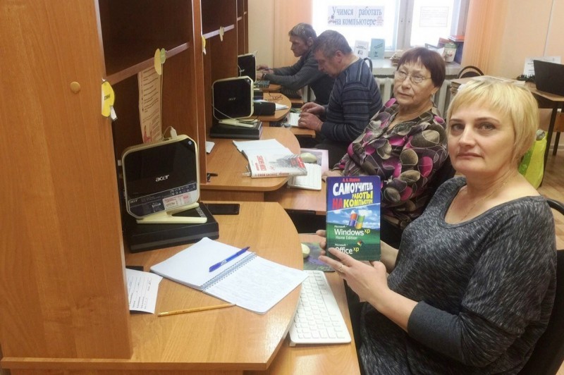 Усть-цилемских пенсионеров учат компьютерной грамотности в рамках партпроекта "Единой России"

