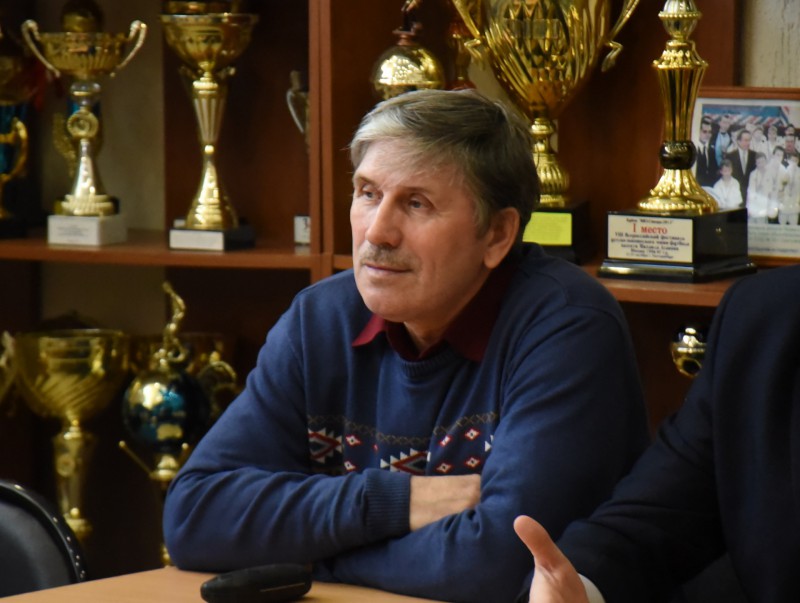 Александр Мазлов вернулся на пост директора республиканской спортшколы по футболу