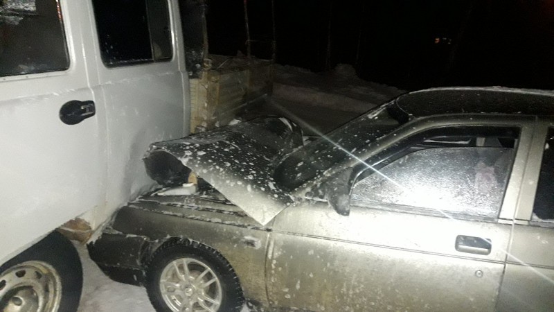Под Сосногорском за день в авариях пострадали два человека