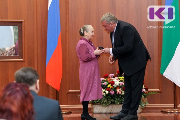 Сергей Гапликов вручил государственные награды жителям Коми