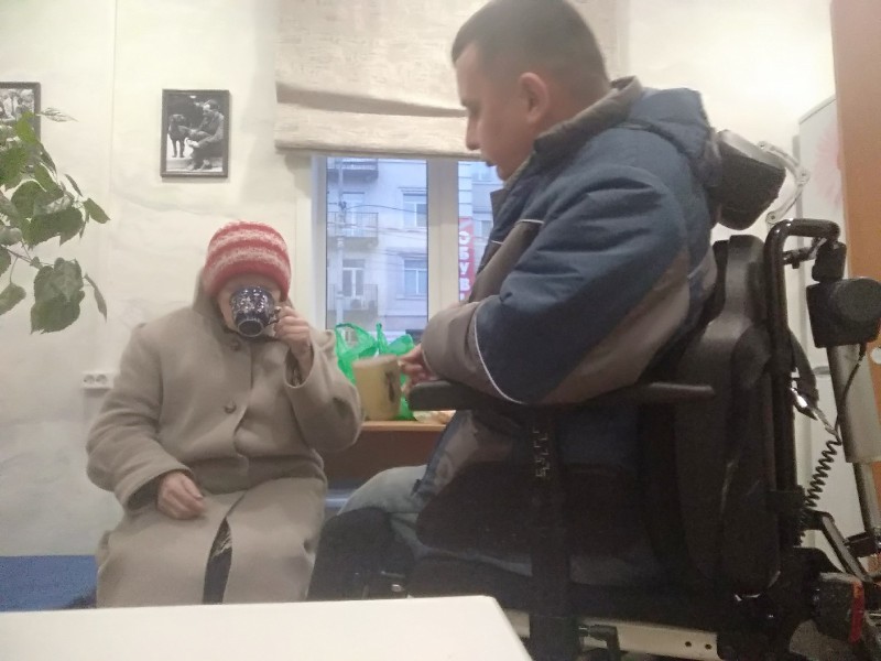 Общественники Сыктывкара рассказали, почему бабушка-скиталица ночует в общественных местах