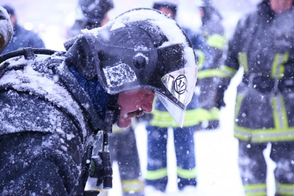 В сильнейший снегопад и ветер главные пожарные Коми вышли на тренировку 