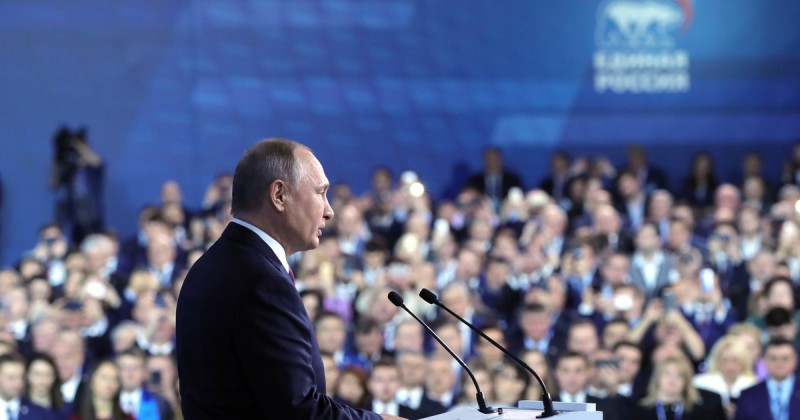 "Единая Россия" направила предложения и инициативы в соцсфере для послания президента
