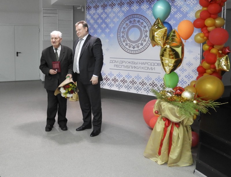 Первую медаль "За вклад в межнациональный мир и согласие в Республике Коми" получил Аркадий Крупенько