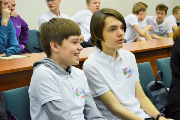 Юные физики Коми приняли участие в региональном этапе Всероссийской олимпиады школьников