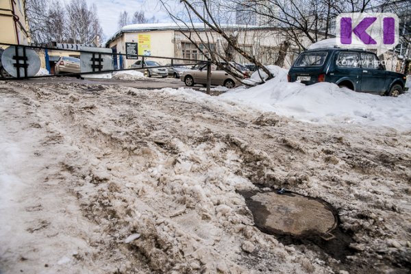 Сыктывкарке удалось взыскать более 140 тыс. рублей с дорожников за самый опасный участок на Октябрьском проспекте