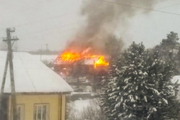В Коми организован сбор помощи погорельцам уничтоженного огнем шестиквартирного дома 