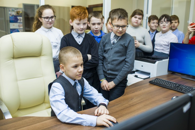 "Транснефть – Север" организовало экскурсию для ухтинских школьников на музейную экспозицию предприятия